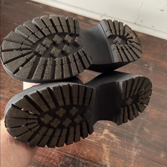 FREE PEOPLE Chunky Black Winona Platform Wedge Sandal Heel Lug Size 38 - Picture 4 of 5